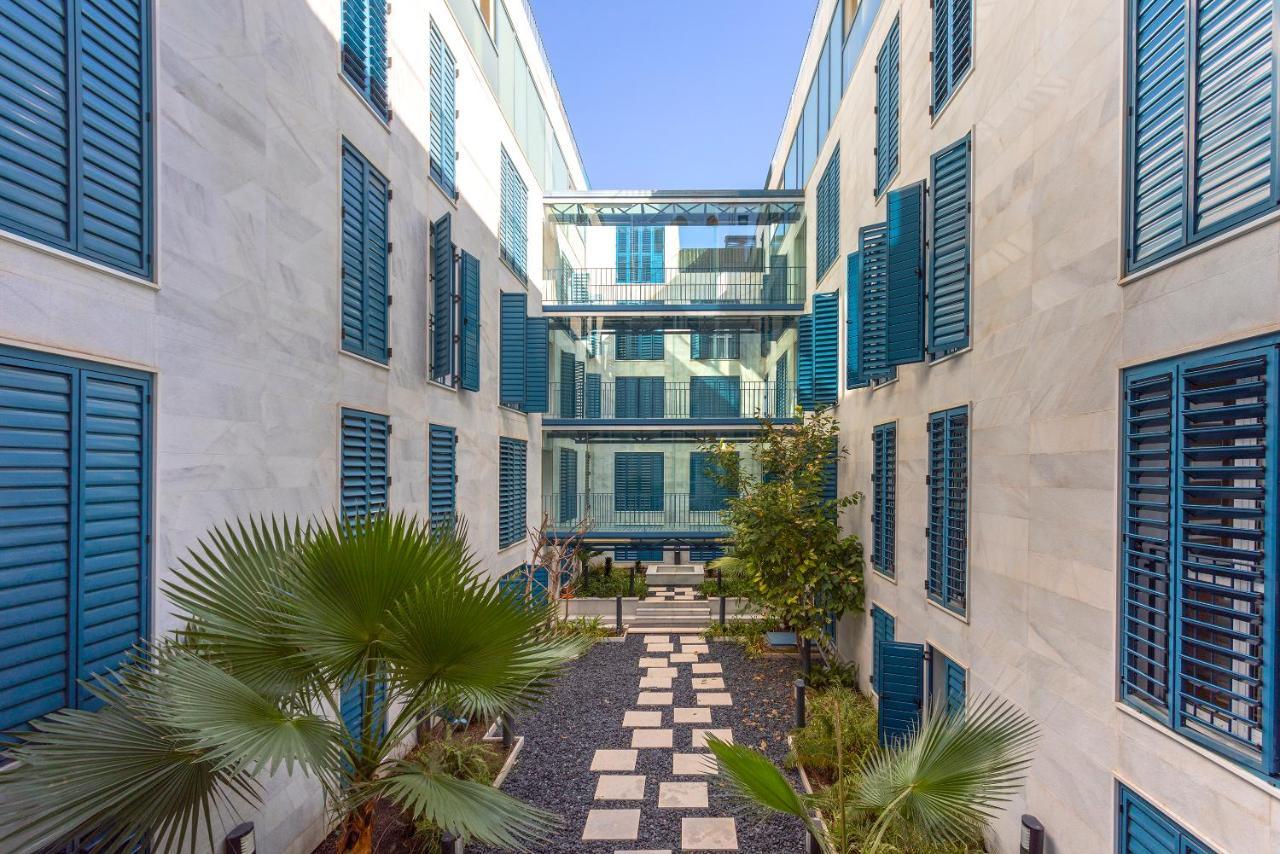 Acogedor Apartamento Junto A La Catedral By Rent Me Malaga Exterior photo